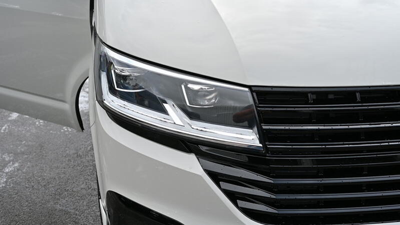 VOLKSWAGEN TRANSPORTER