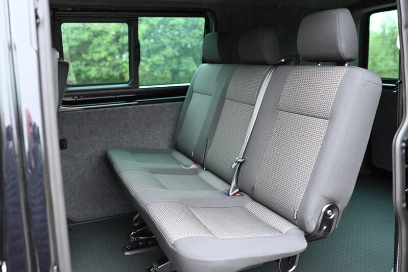 VOLKSWAGEN TRANSPORTER