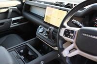 LAND ROVER DEFENDER 110