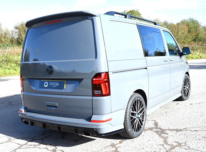 VOLKSWAGEN TRANSPORTER