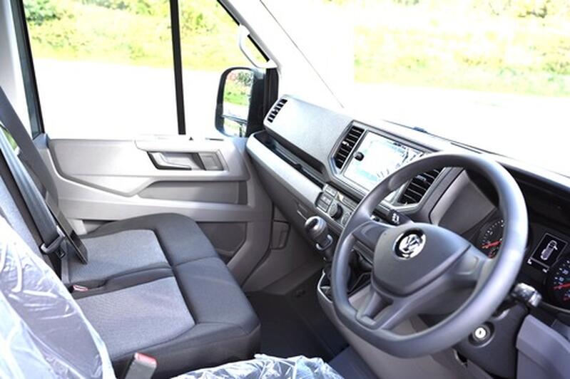 VOLKSWAGEN CRAFTER