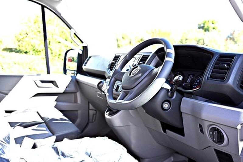 VOLKSWAGEN CRAFTER