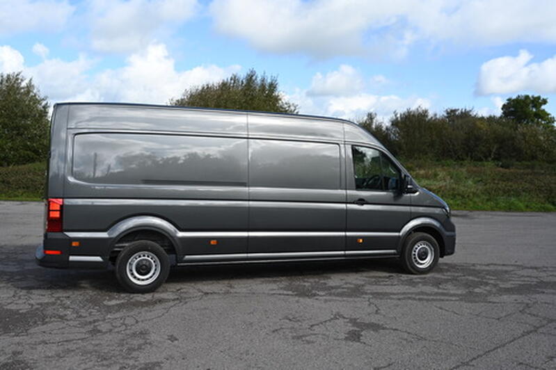 VOLKSWAGEN CRAFTER