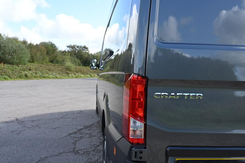 VOLKSWAGEN CRAFTER