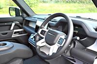 LAND ROVER DEFENDER 110