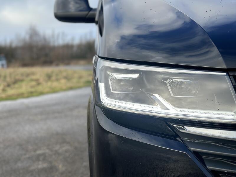 VOLKSWAGEN TRANSPORTER