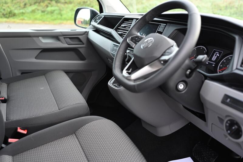 VOLKSWAGEN TRANSPORTER