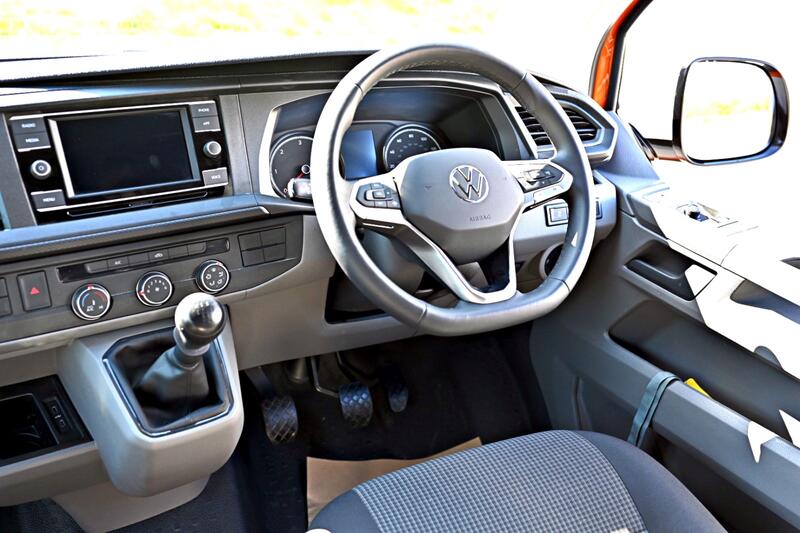 VOLKSWAGEN TRANSPORTER