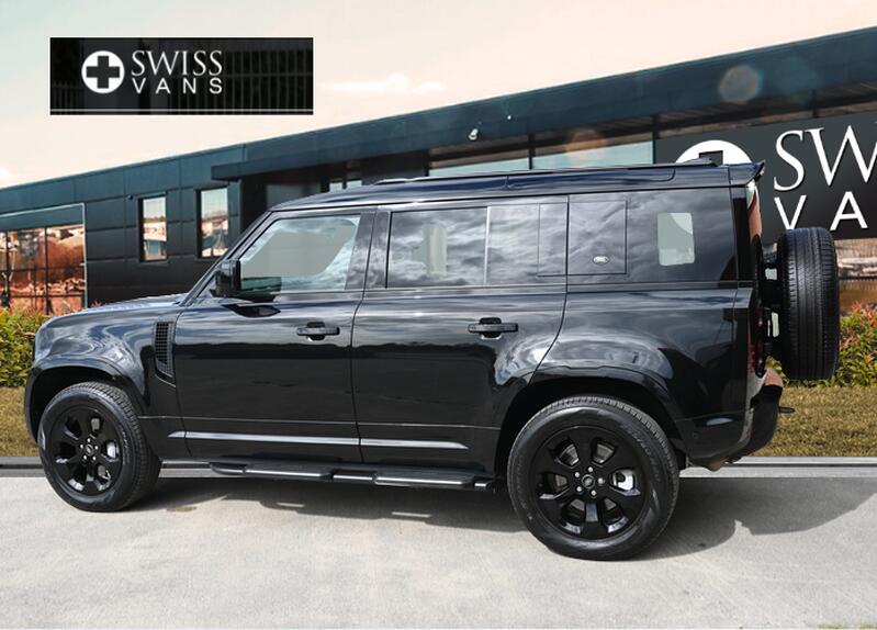 LAND ROVER DEFENDER 110