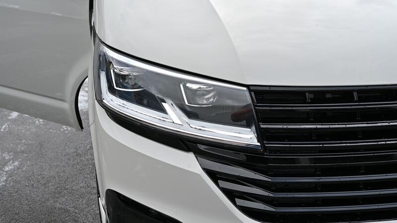 VOLKSWAGEN TRANSPORTER