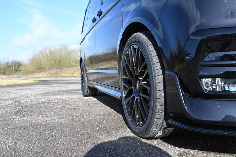 VOLKSWAGEN TRANSPORTER