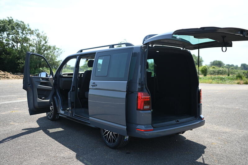 VOLKSWAGEN TRANSPORTER
