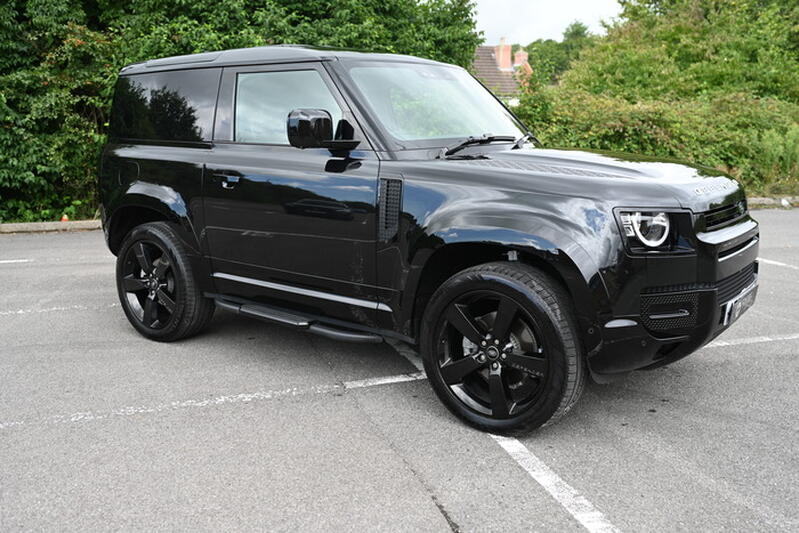LAND ROVER DEFENDER