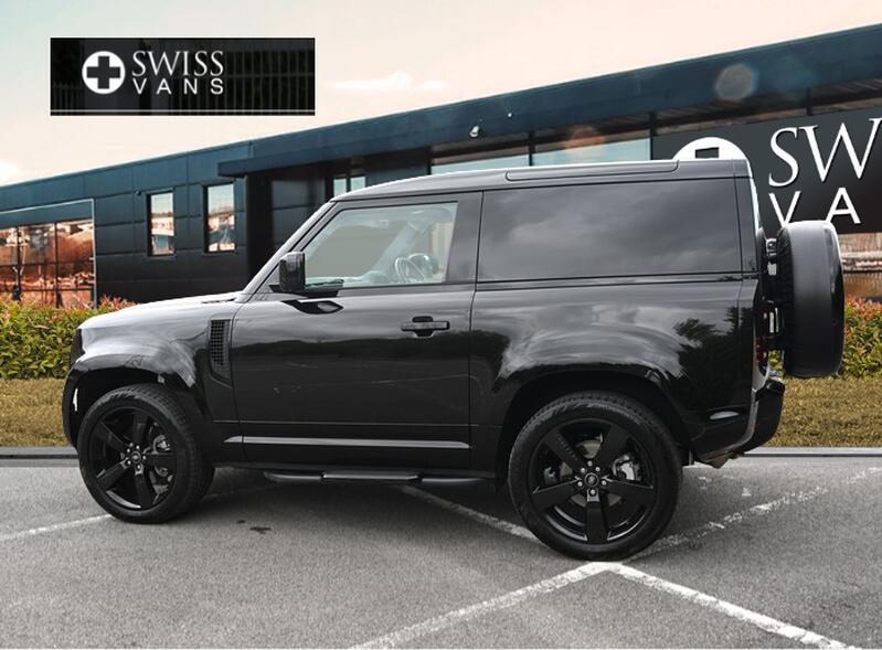 LAND ROVER DEFENDER
