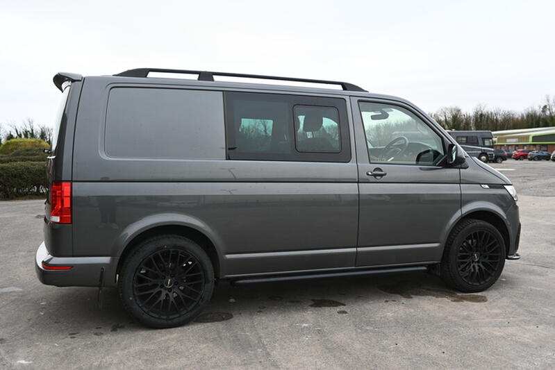 VOLKSWAGEN TRANSPORTER