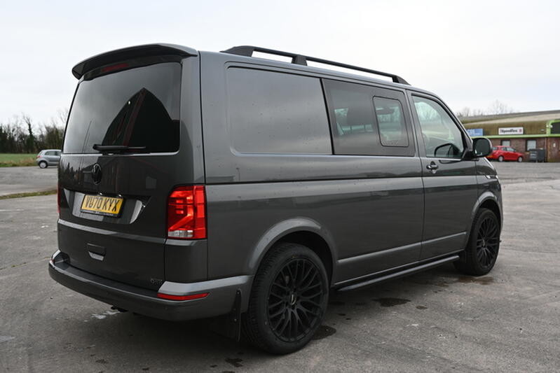 VOLKSWAGEN TRANSPORTER