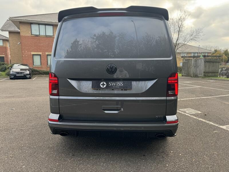 VOLKSWAGEN TRANSPORTER